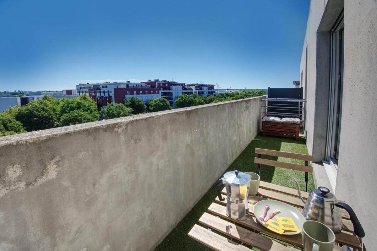 La Palm Room ~ Climatisation ~ Balcon ~ Parking ニーム エクステリア 写真